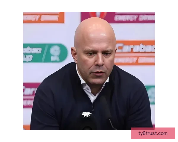 以斯洛特回应阿隆索传闻称是否联系成最离奇提问的一次赛后发言